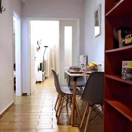 Apartment Pythea's In Historic Center Of *