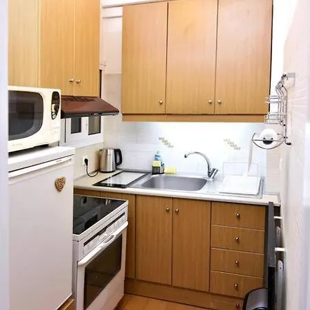 Pythea's In Historic Center Of Apartment *